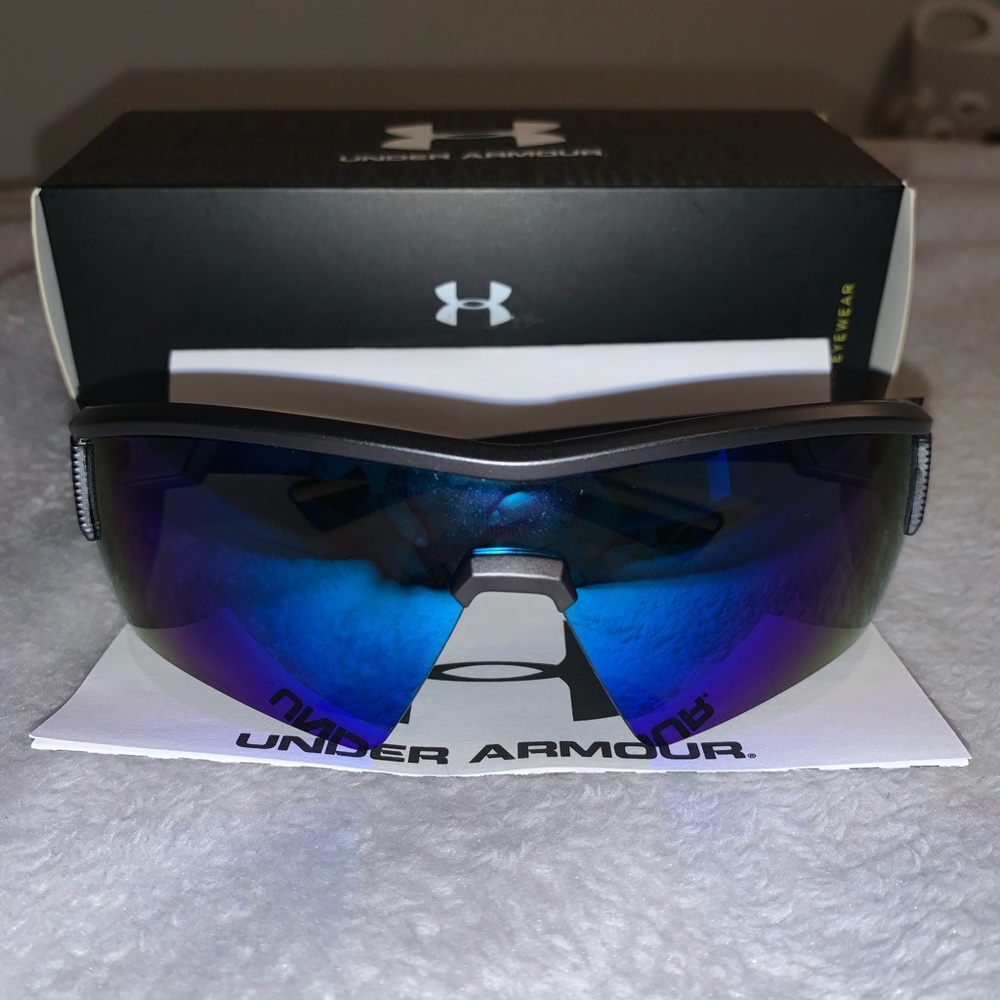 NEW Under Armour Fire-Saton Carbon Sunglasses